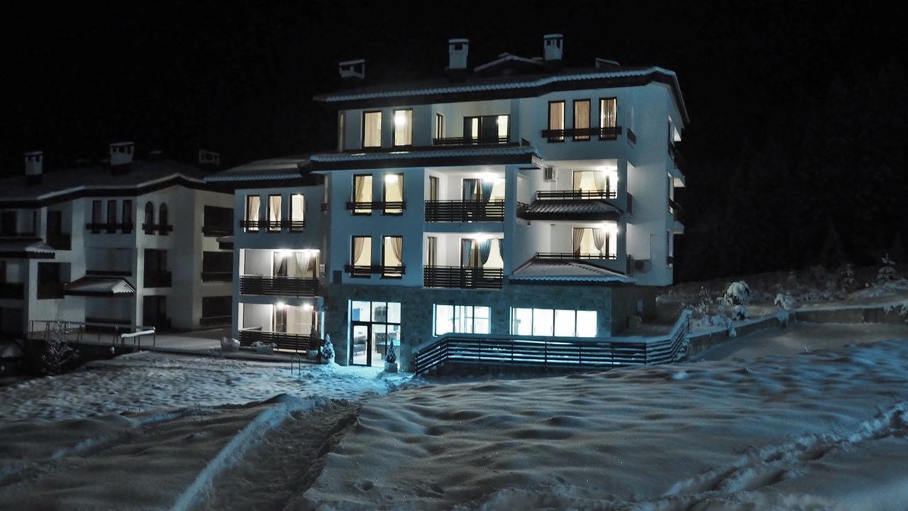 Apartment High Five